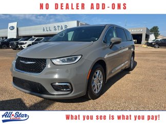 Used 2023 Chrysler Pacifica Touring-L video 1