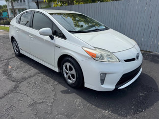 Used 2015 Toyota Prius Four image 1