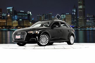 Used 2017 Audi A3 e-tron Premium image 1