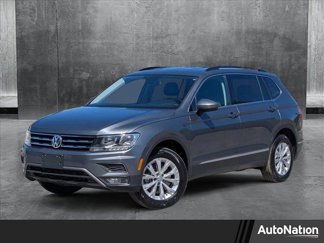 Used 2018 Volkswagen Tiguan SE image 1