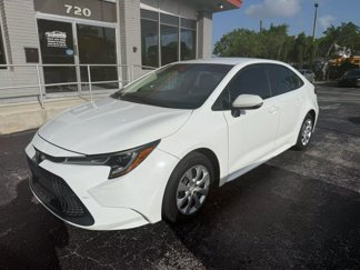 Used 2020 Toyota Corolla LE image 1