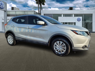Used 2019 Nissan Rogue Sport S image 1