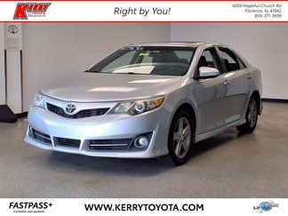 Used 2013 Toyota Camry SE image 1