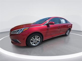 Used 2017 Hyundai Sonata SE image 1