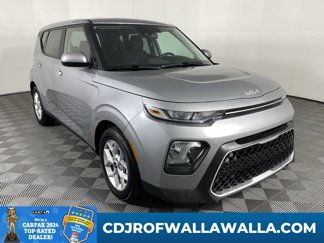 Used 2022 Kia Soul LX w/ Technology Package image 1