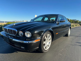 Used 2004 Jaguar XJ8 image 1