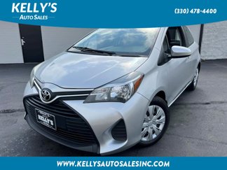 Used 2015 Toyota Yaris L image 1