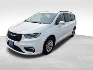 Used 2022 Chrysler Pacifica Touring-L image 1