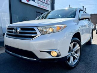Used 2013 Toyota Highlander Limited image 1