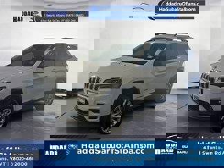 Used 2022 Jeep Cherokee Latitude Lux w/ Sun & Sound Group image 1
