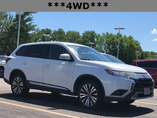 Used 2020 Mitsubishi Outlander ES image 1