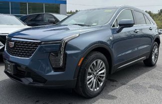 New 2025 Cadillac XT4 Premium Luxury image 1