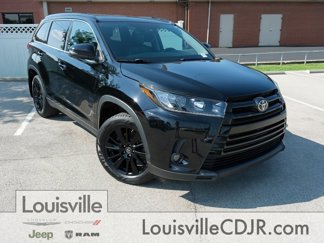 Used 2019 Toyota Highlander SE image 1