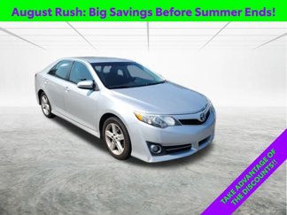Used 2013 Toyota Camry SE image 1