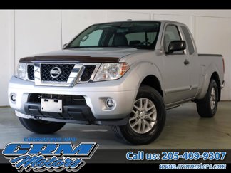 Used 2017 Nissan Frontier SV image 1