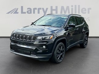 New 2025 Jeep Compass Latitude image 1