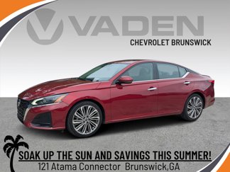 Used 2023 Nissan Altima 2.5 SL image 1