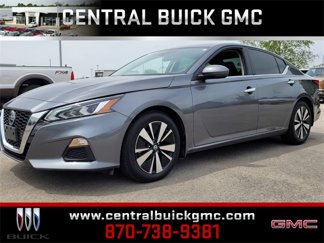 Used 2022 Nissan Altima 2.5 SV w/ SV Premium Package image 1