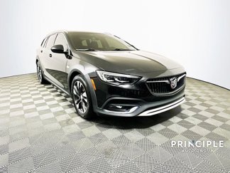 Used 2019 Buick Regal Preferred w/ Sights and Sounds Package image 1