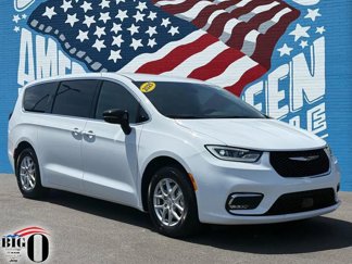 Certified 2025 Chrysler Pacifica Select image 1