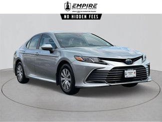 Used 2021 Toyota Camry LE image 1