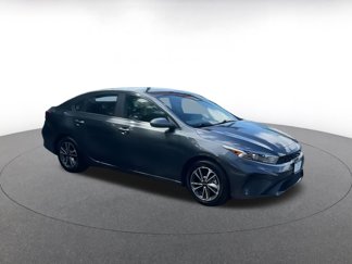 Used 2024 Kia Forte LXS video 2