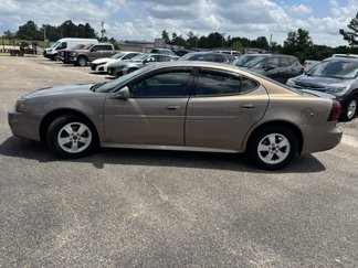 Used 2006 Pontiac Grand Prix w/ Premium Package image 1