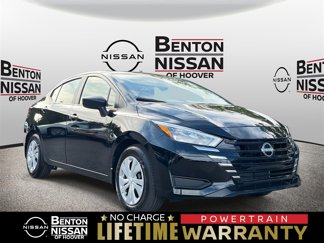 New 2025 Nissan Versa S w/ Trunk Package image 1