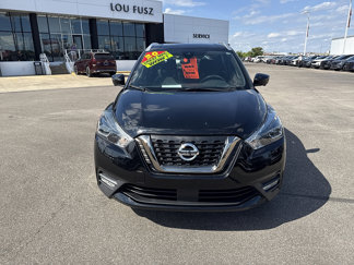 Used 2020 Nissan Kicks SR image 1