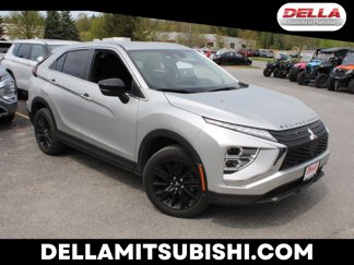 Used 2024 Mitsubishi Eclipse Cross LE image 1