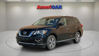 Used 2019 Nissan Pathfinder SL image 1