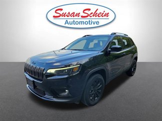 Used 2023 Jeep Cherokee Altitude Lux image 1