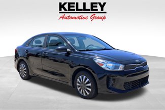 Used 2018 Kia Rio S image 1