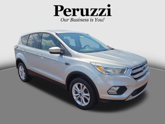 Used 2017 Ford Escape SE image 1