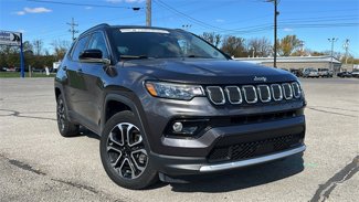 Used 2022 Jeep Compass Limited image 1
