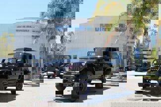 Used 2017 Jeep Wrangler Unlimited Rubicon image 1