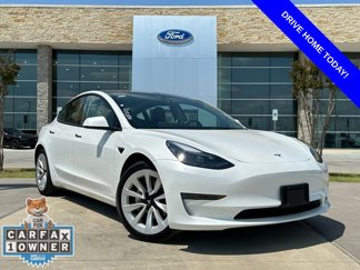 Used 2023 Tesla Model 3 Standard Range image 1