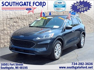 Certified 2022 Ford Escape SE w/ Convenience Package image 1