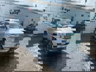 Used 2019 GMC Acadia Denali image 1