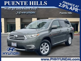 Used 2013 Toyota Highlander Plus image 1