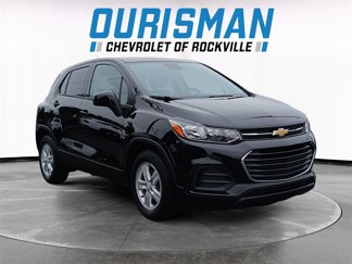 Used 2022 Chevrolet Trax LS w/ Tint and Cruise Package image 1