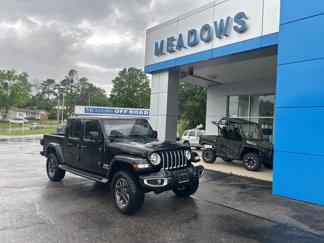 Used 2021 Jeep Gladiator Overland w/ Popular Equipment Package image 1