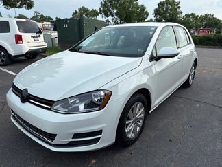 Used 2016 Volkswagen Golf S image 1
