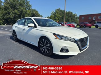 Used 2019 Nissan Altima 2.5 Platinum image 1