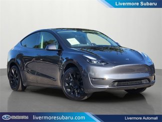 Used 2022 Tesla Model Y Long Range image 1