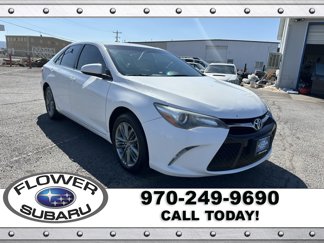 Used 2017 Toyota Camry SE image 1