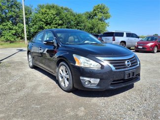 Used 2013 Nissan Altima 2.5 SL w/ Technology Pkg image 1
