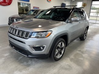 Used 2018 Jeep Compass Limited w/ Navigation Group image 1