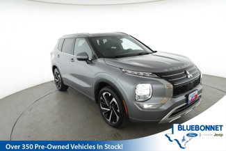 Used 2022 Mitsubishi Outlander SEL image 1