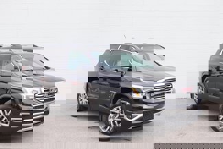 Used 2017 GMC Acadia SLE image 1